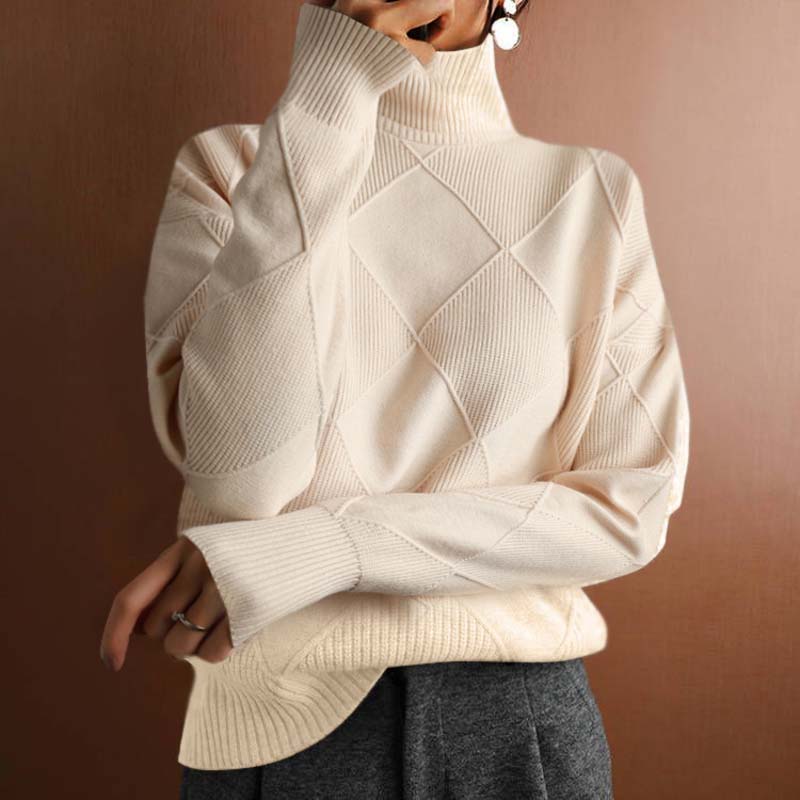 Collezione Maglioni a Pois Stile Raffinato