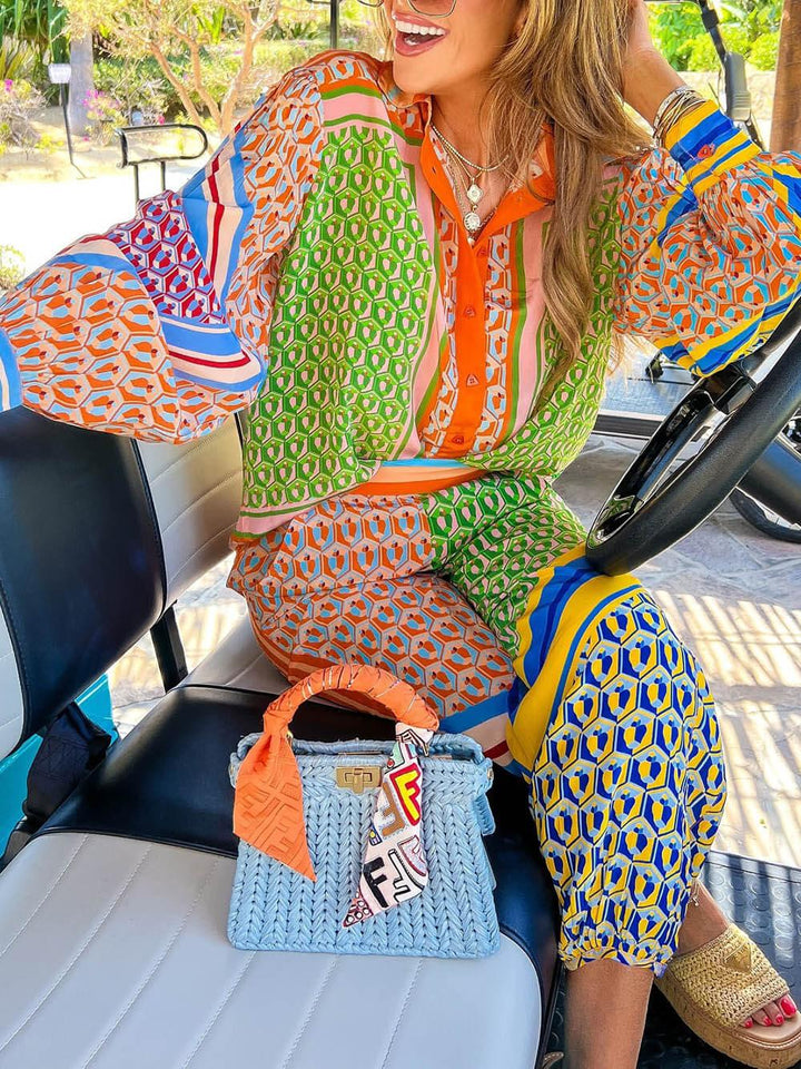 Positano – Completo Camicia Ampia con Maniche a Palloncino + Pantaloni Coordinati a Fantasia Vivace
