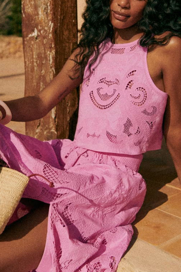 Set Due Pezzi con Ricami Cut-out e Gonna Lunga con Spacco