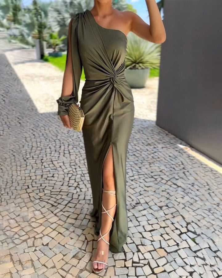 Abito Elegante da Cocktail con Linee Classiche