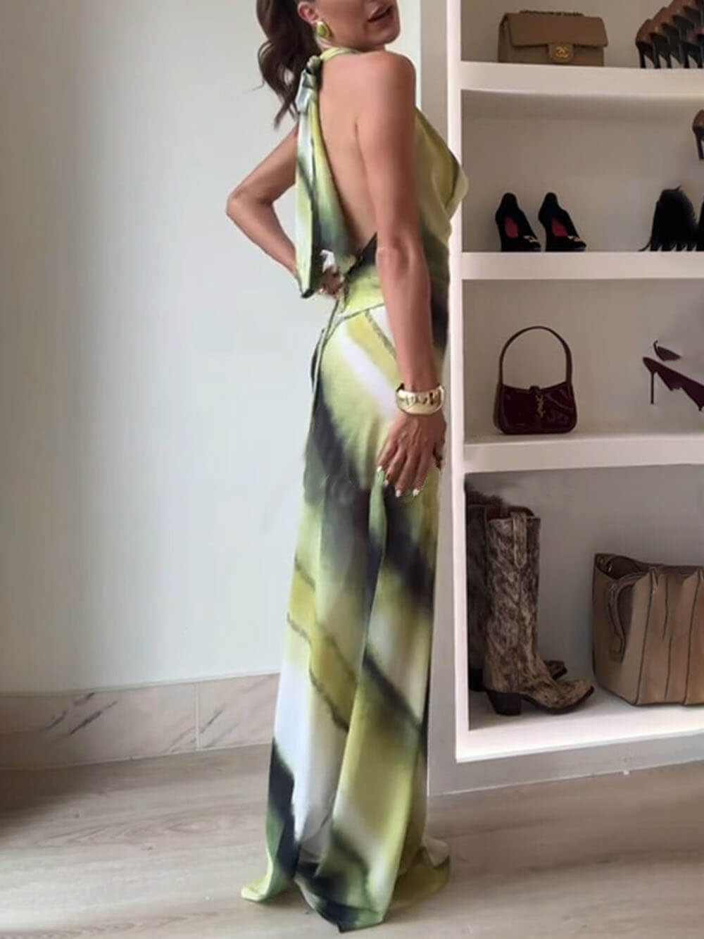 Abito Lungo da Vacanza con Stampa Tie-Dye e Scollo all’Americana