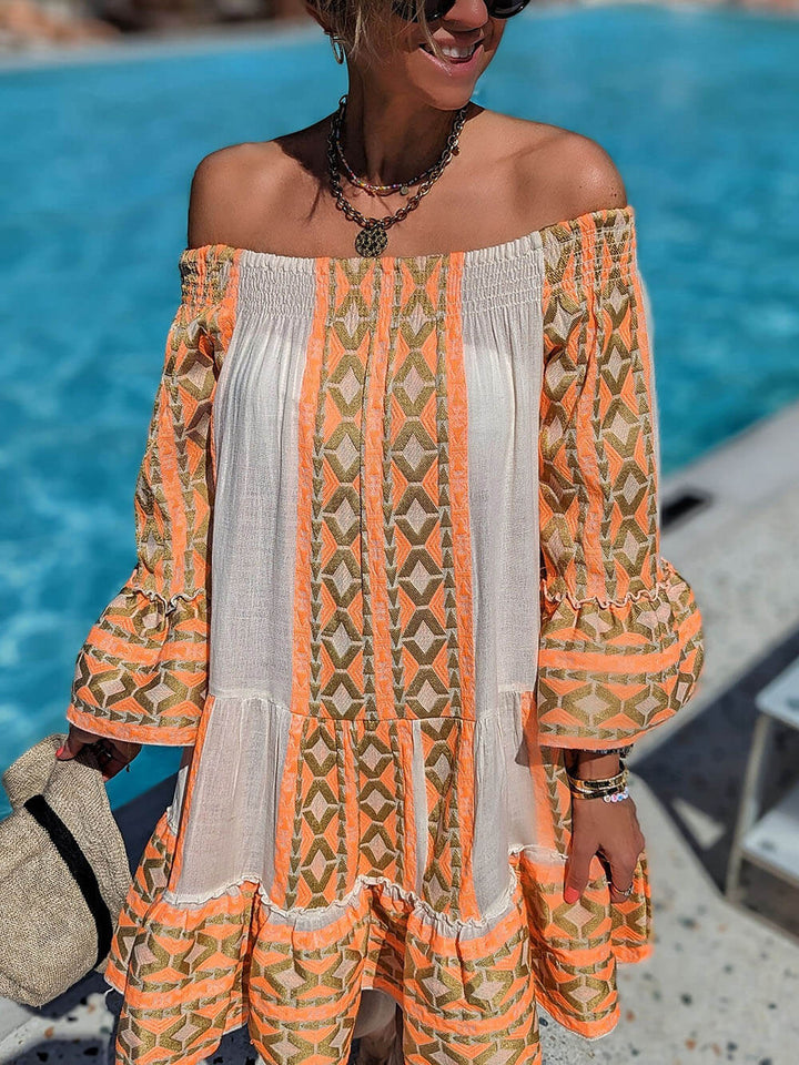 Abito Mini Lungo Boho con Spalle Scoperte e Stampa Etnica