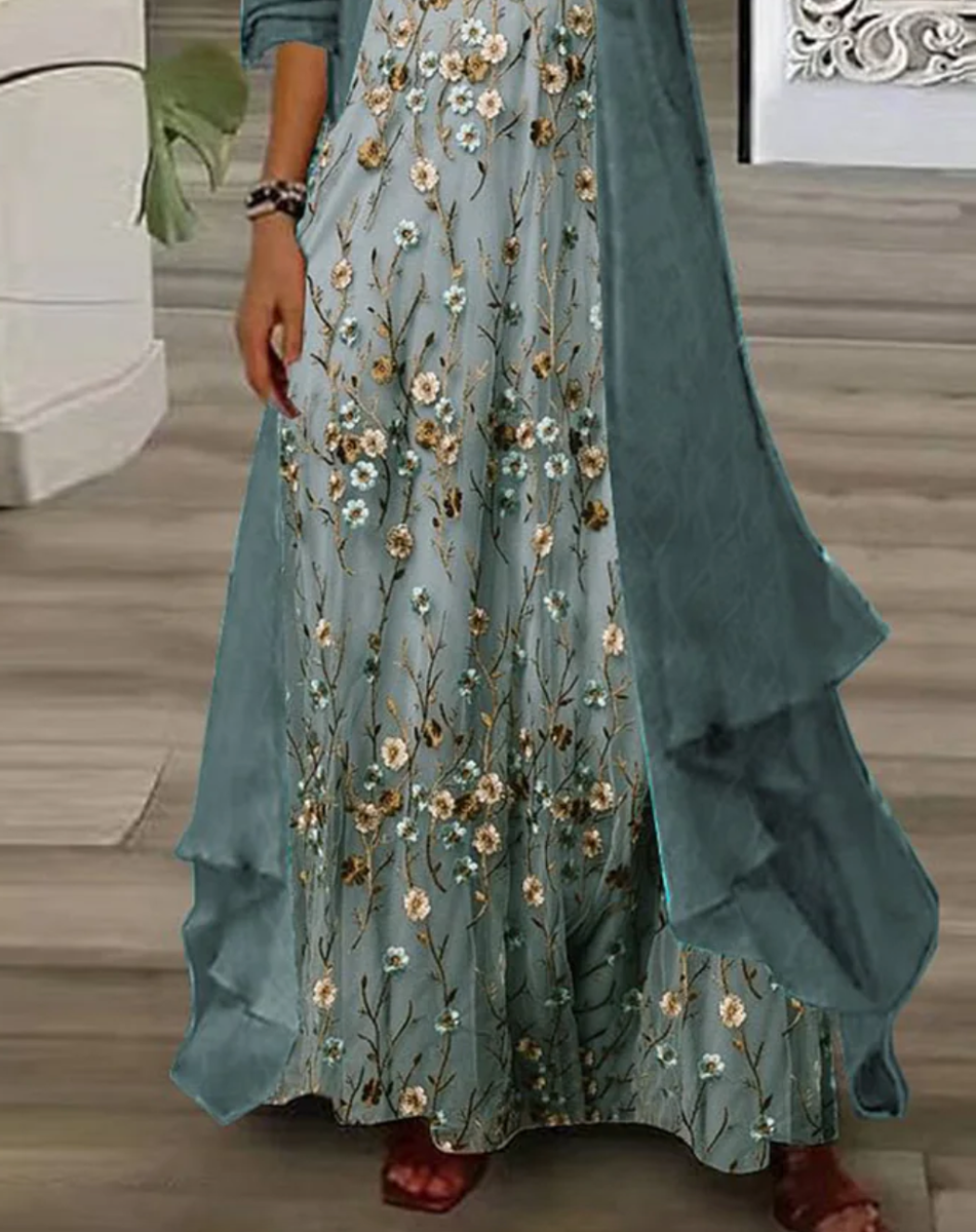 Completo Due Pezzi: Vestito Maxi con Stampa Floreale Giovane e Giacca Leggera