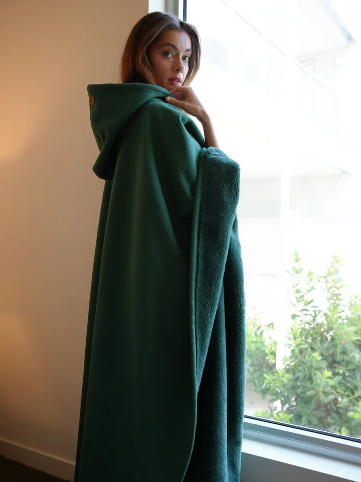 Aurora Hoodie Blanket – Il Tuo Rifugio di Comfort