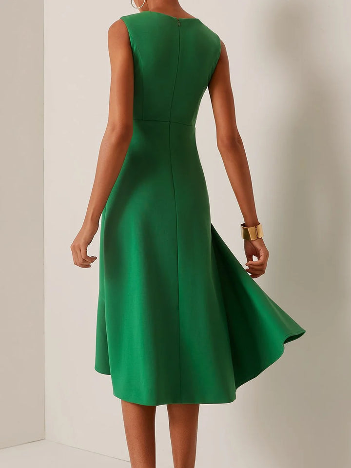 Abito Midi Elegante Senza Maniche con Nodo in Vita