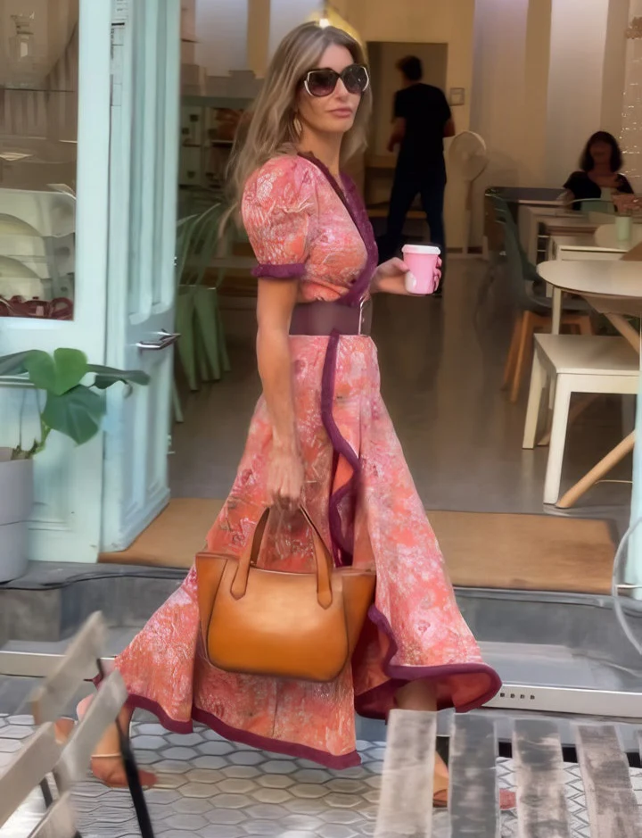 Abito Lungo Rosa Elegante con Maniche Corte