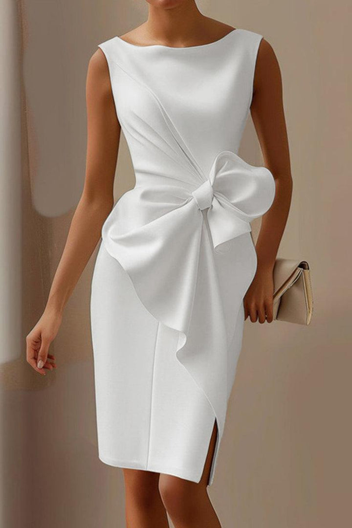 Abito Mini Chic con Scollo Rotondo – Eleganza Essenziale per Ogni Occasione