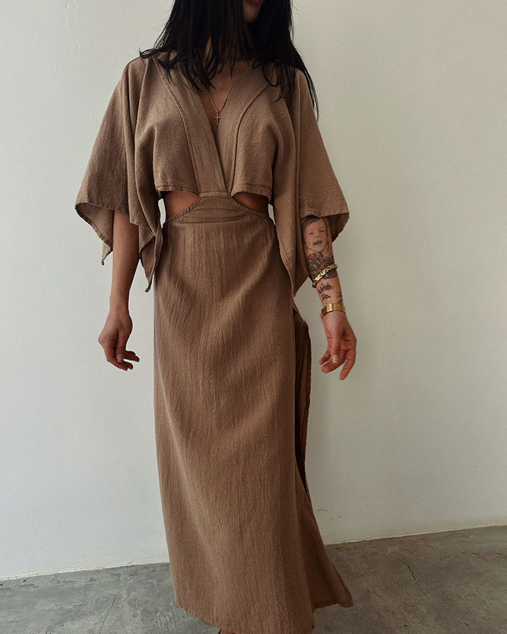 Abito Casual Chic con Dettaglio Vita Scoperta
