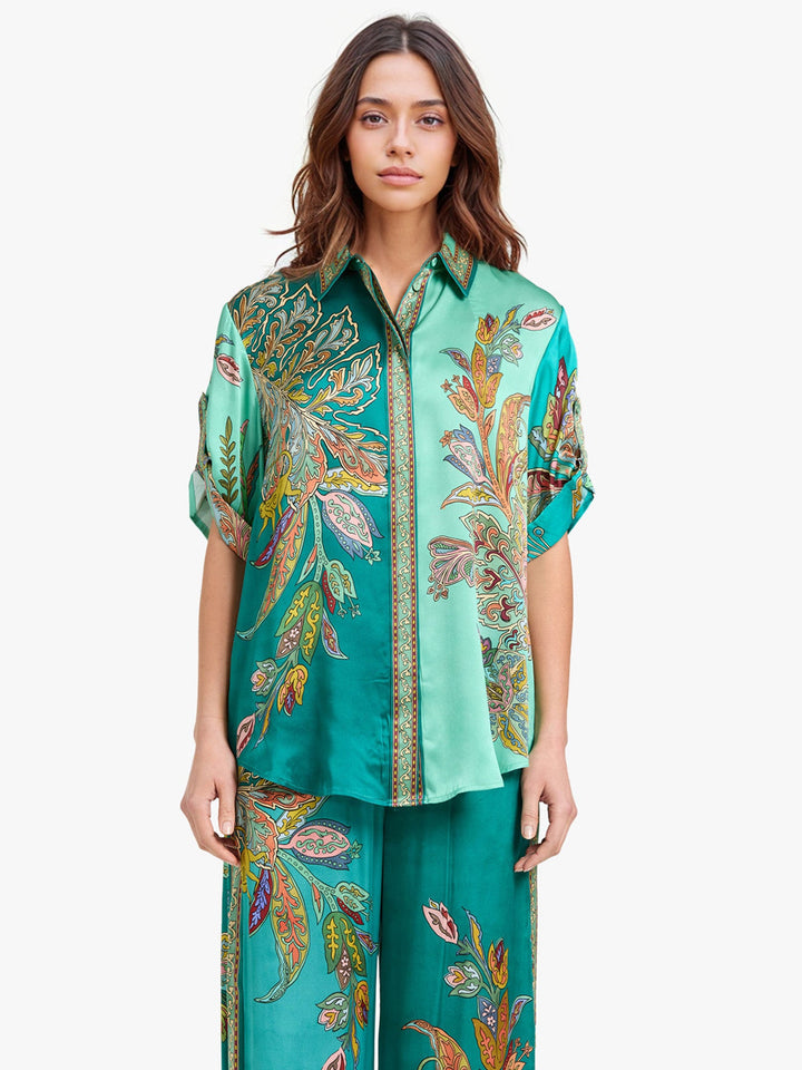 Completo Emerald Luxe – Camicia Oversize e Pantaloni a Gamba Larga