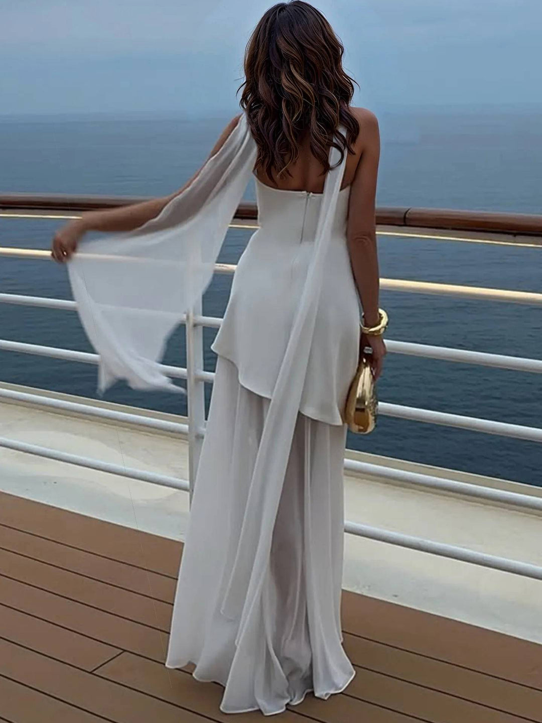 Abito Lungo con Corpetto a Fascia e Gonna in Tulle con Spacco