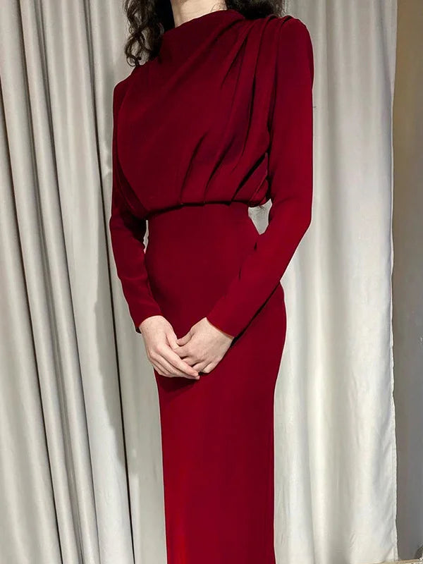 Abito Midi a Vita Alta con Maniche Lunghe e Collo Alto Drappeggiato
