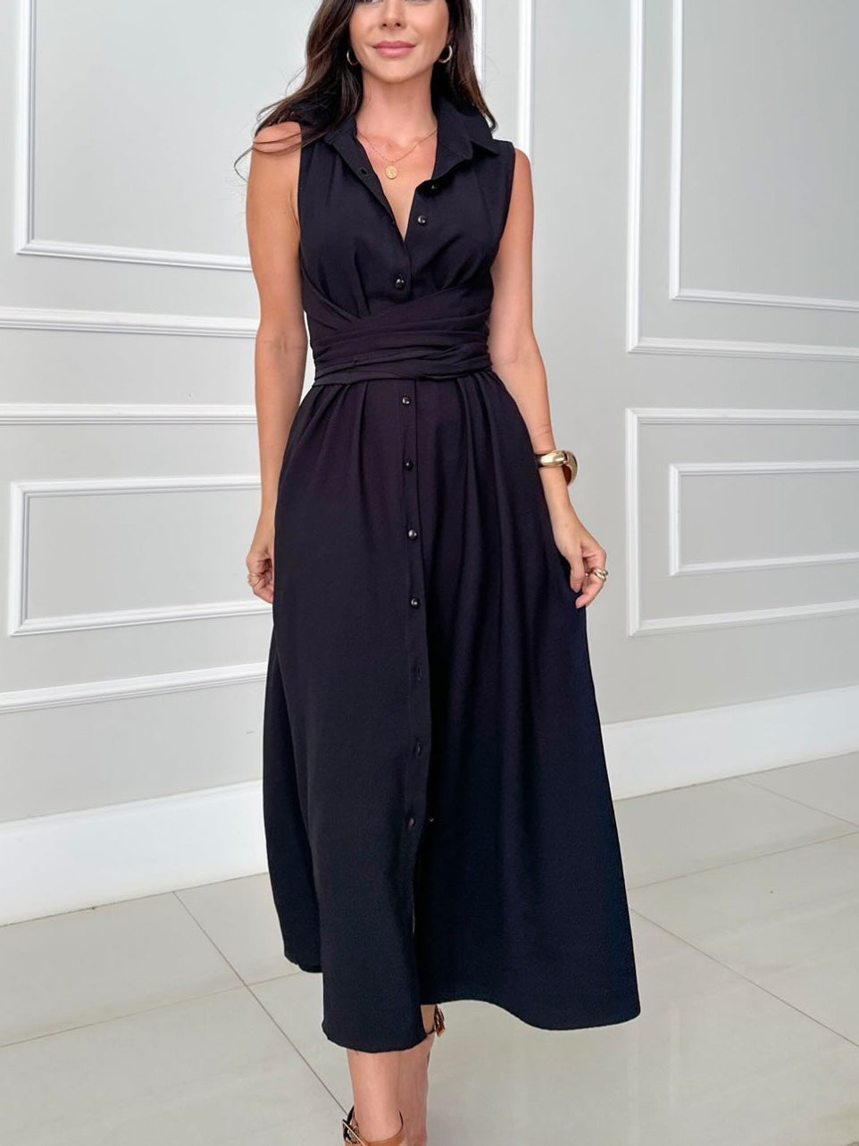 Abito Camicia Midi con Bottoni e Cintura in Vita
