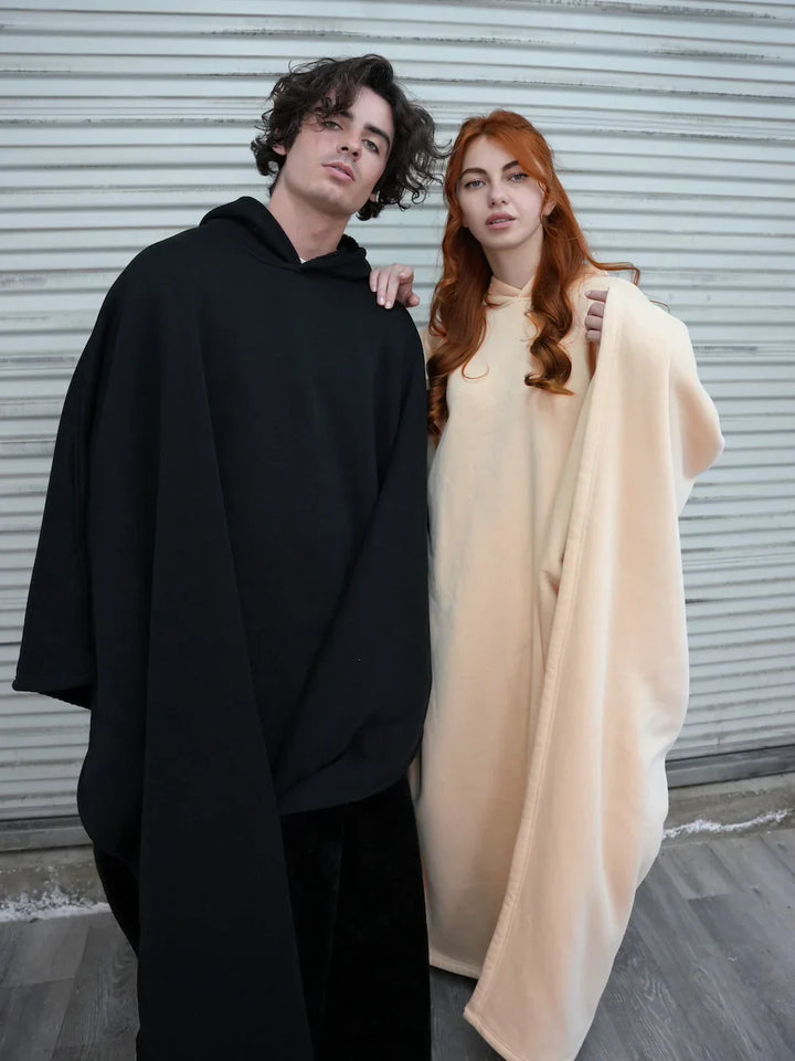 Aurora Hoodie Blanket – Il Tuo Rifugio di Comfort
