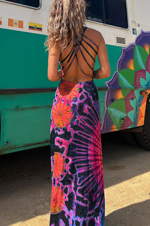 La Bamba – Abito Lungo con Lacci sulla Schiena e Fantasia Tie-Dye (con Reggiseno Integrato)