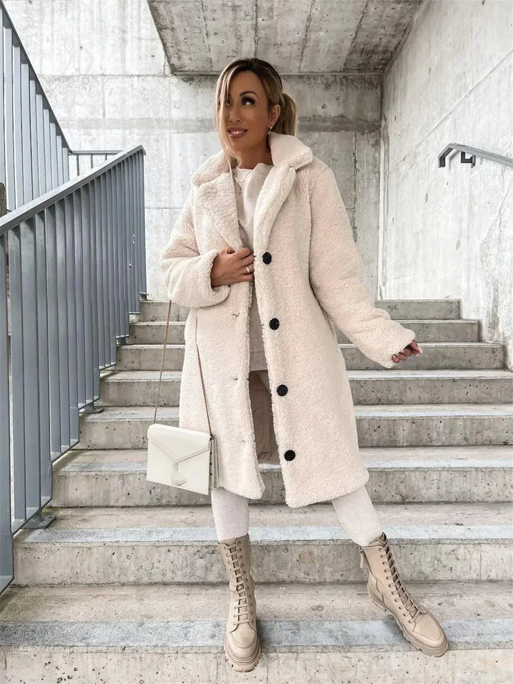 Gwenna | Cappotto Teddy con Bottoni