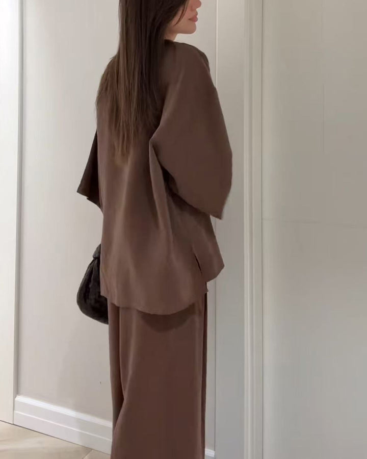 Completo Due Pezzi Casual con Top Scollo a V e Pantaloni Larghi