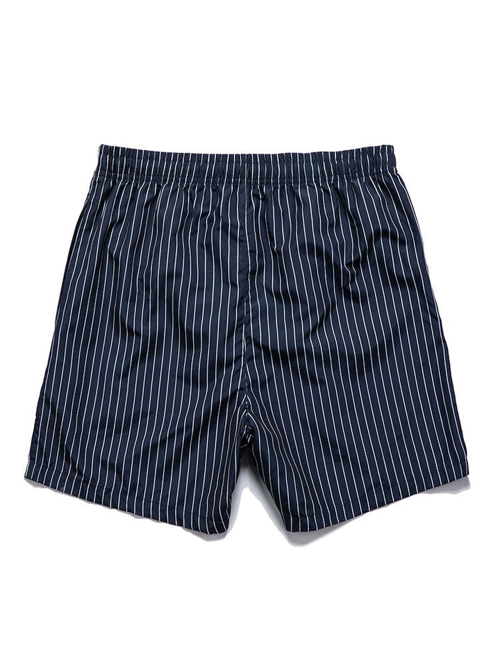 Completo Estivo con Camicia a Palma e Shorts a Righe