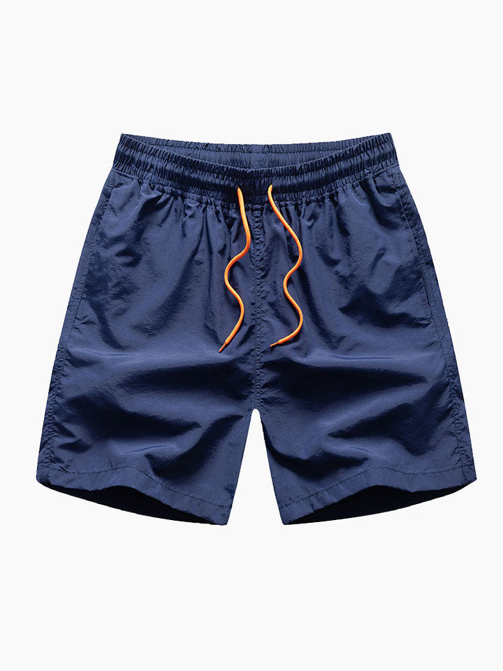 Completo Estivo con Camicia a Palma e Pantaloncini Sportivi