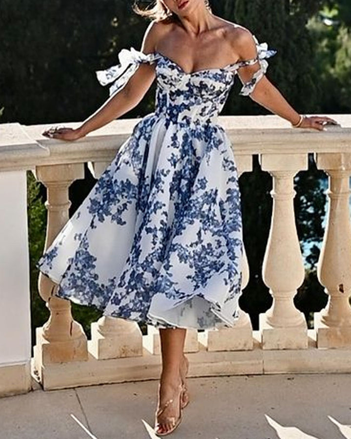 Abito Elegante con Stampa Floreale e Spalle Scoperte – Romantico e Raffinato