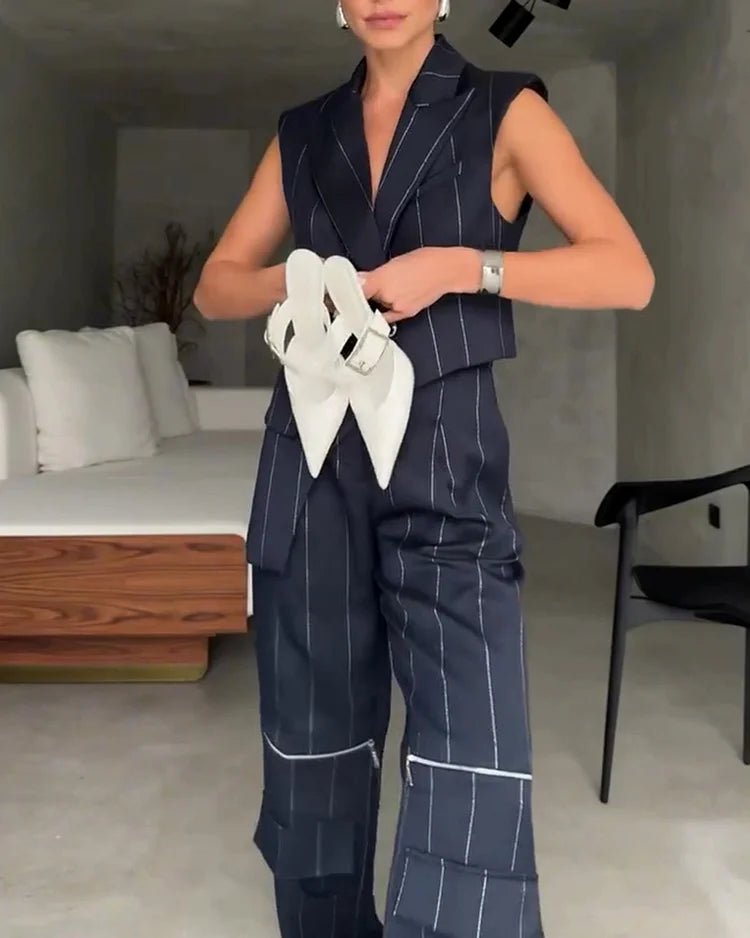 Completo Donna con Gilet Senza Maniche e Pantaloni a Righe