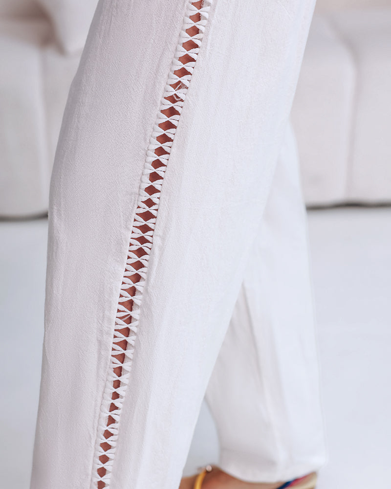Pantaloni Lunghi con Tasche e Dettaglio in Pizzo Intagliato Laterale
