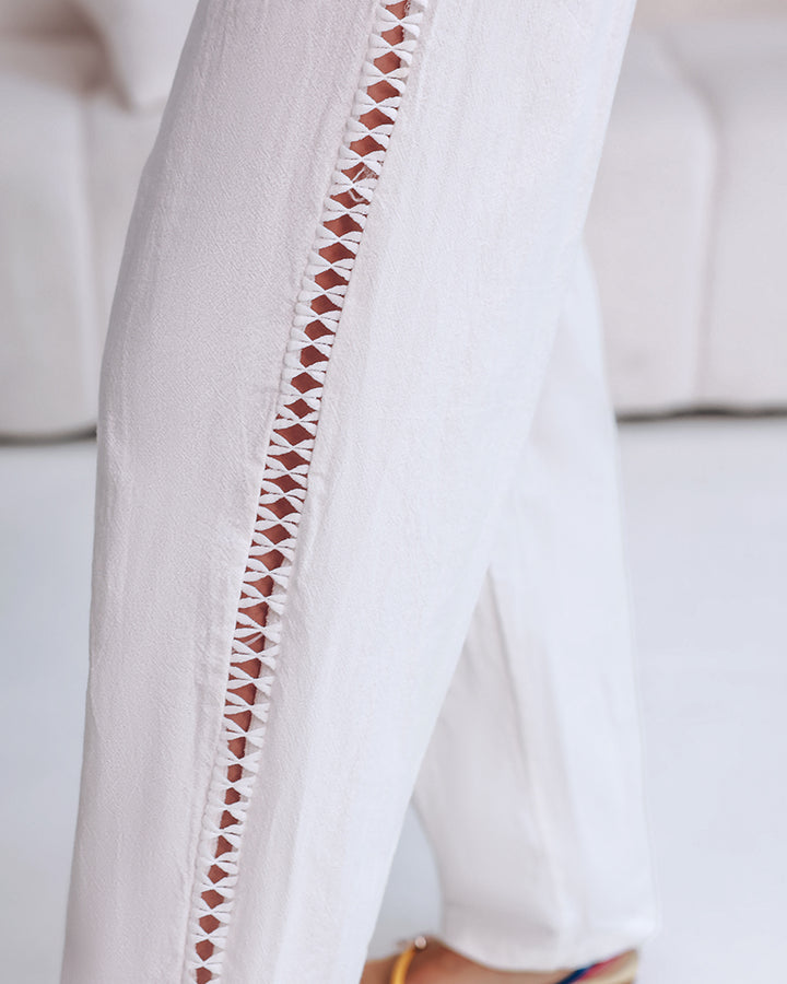Pantaloni Lunghi con Tasche e Dettaglio in Pizzo Intagliato Laterale