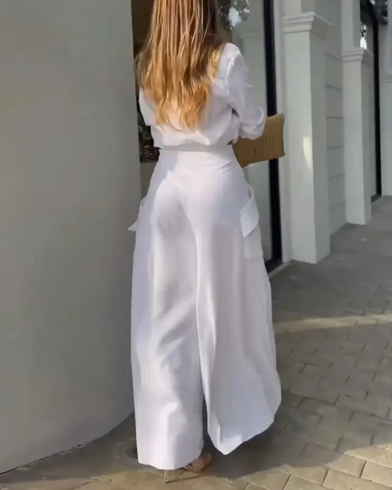 Completo Elegante con Camicia Drappeggiata e Pantaloni Asimmetrici a Gamba Larga