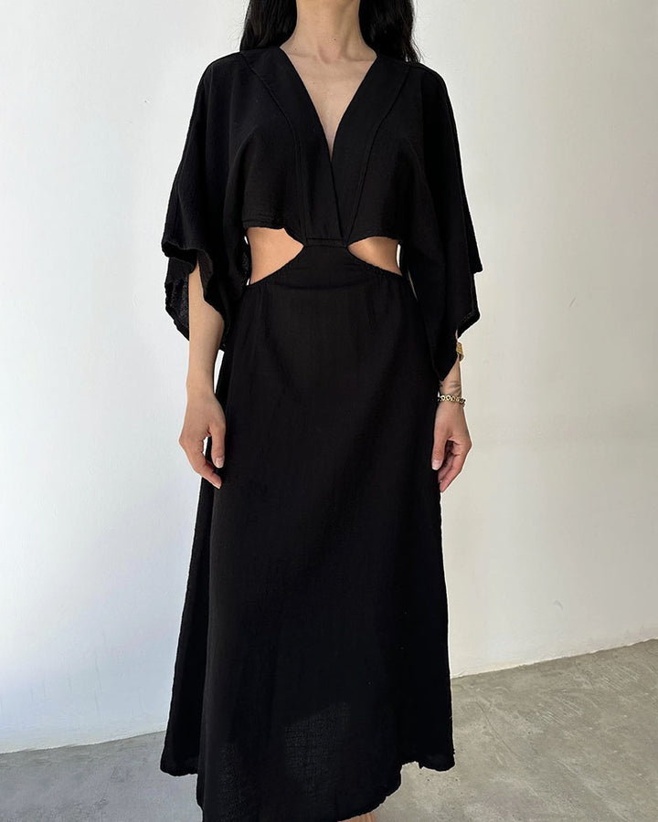 Abito Casual Chic con Dettaglio Vita Scoperta