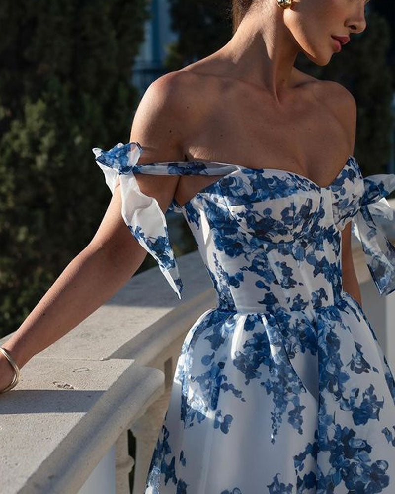 Abito Elegante con Stampa Floreale e Spalle Scoperte – Romantico e Raffinato