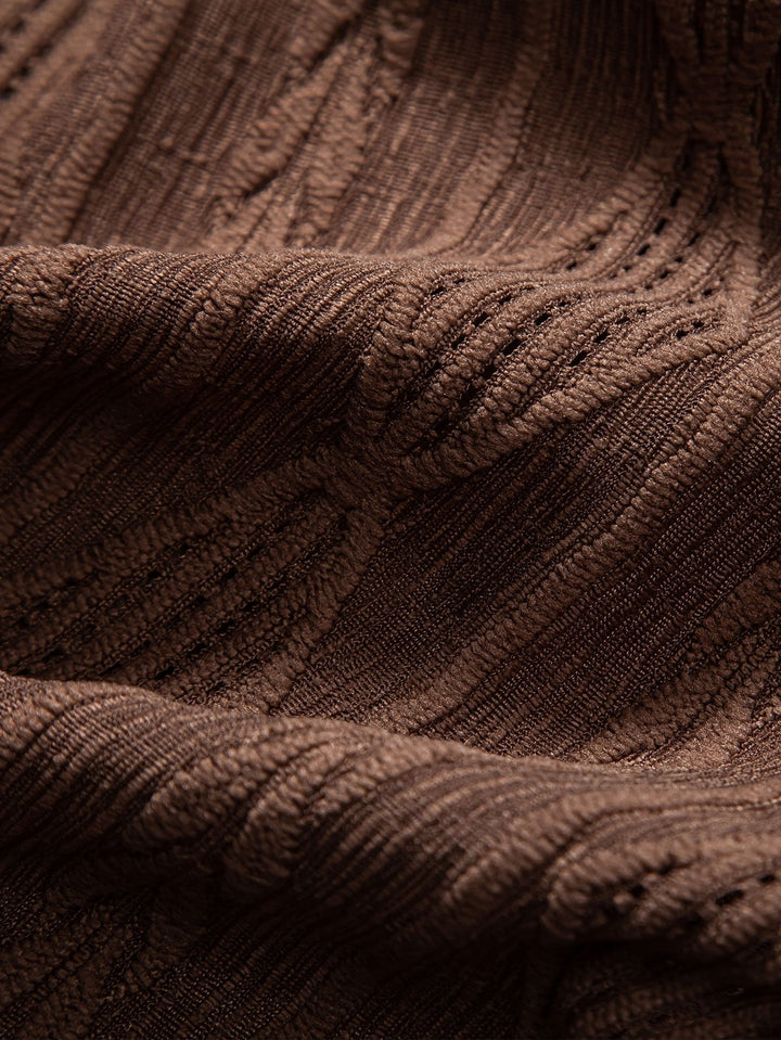Completo Estivo con Camicia Jacquard Geometrica e Pantaloni in Lino